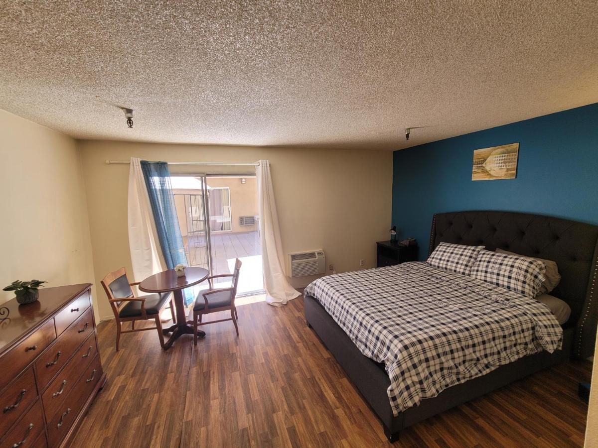 Hotel Beverly Hills Style Unit